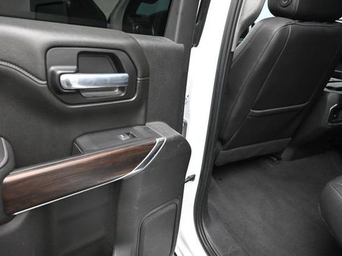 Used 2021 GMC Sierra 1500 SLT AWD/4WD image 18
