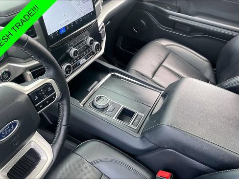 Used 2024 Ford Expedition XLT RWD image 17
