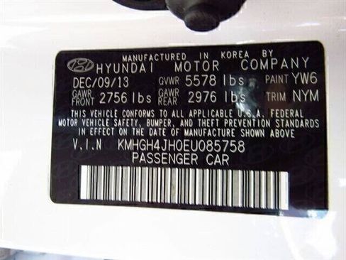 Used 2014 Hyundai Equus Signature RWD image 18