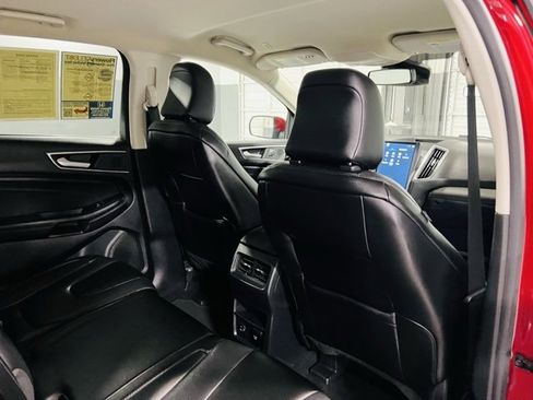 Used 2022 Ford Edge Titanium image 29