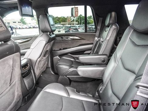 Used 2019 Cadillac Escalade Platinum AWD/4WD image 42