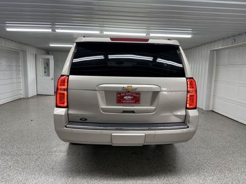 Used 2015 Chevrolet Suburban LTZ AWD/4WD image 4