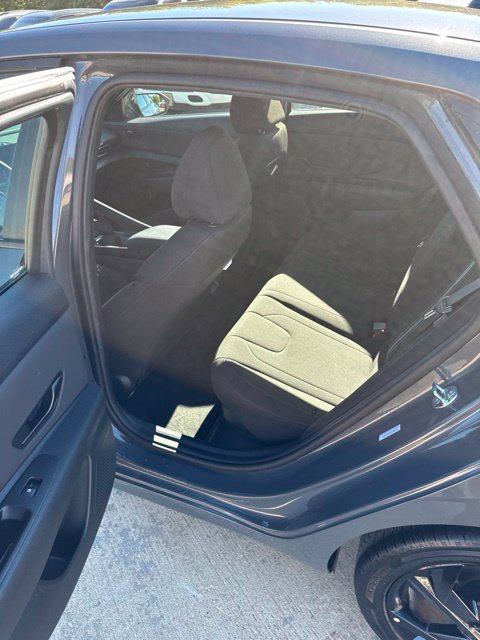 Used 2026 Hyundai Elantra SEL FWD image 11
