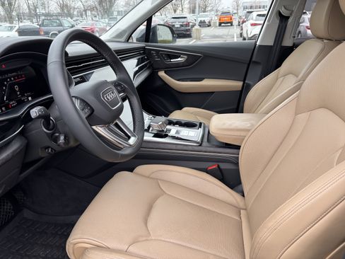 Used 2025 Audi Q7 3.0T Prestige w/ Prestige Package image 15