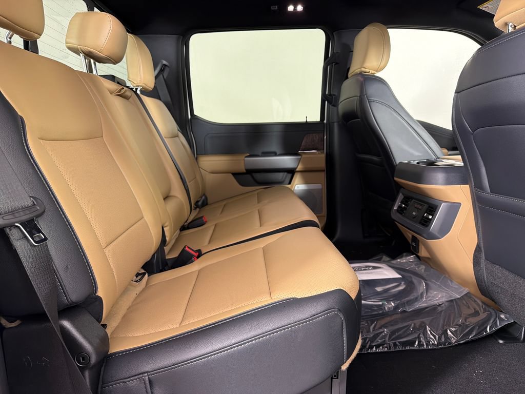 New 2026 Ford F350 Lariat w/ Black Appearance Package AWD/4WD image 22