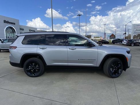 New 2026 Jeep Grand Cherokee L Limited RWD image 31