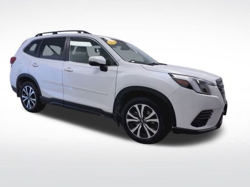 Used 2024 Subaru Forester Limited image 2