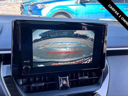 Used 2025 Toyota Corolla LE FWD image 14