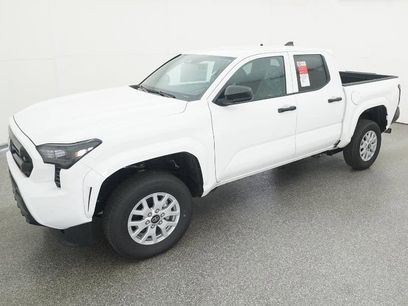 New 2025 Toyota Tacoma SR