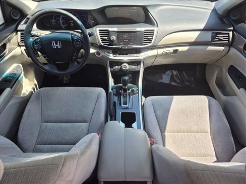 Used 2014 Honda Accord Plug-In Sedan image 17