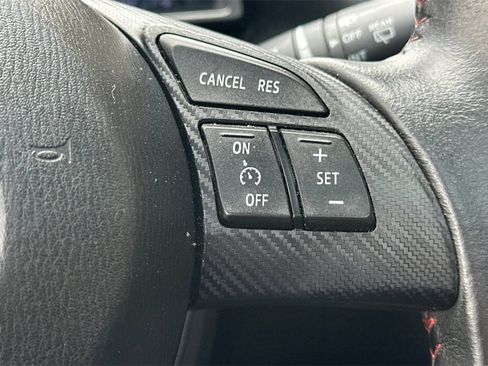 Used 2015 MAZDA MAZDA3 i Grand Touring image 30
