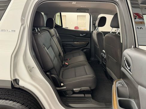 Used 2023 GMC Acadia SLE w/ Driver Convenience Package image 38