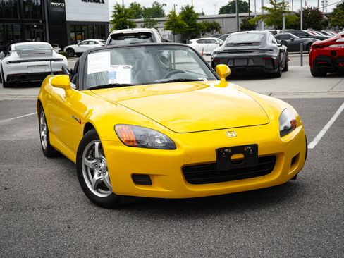 Used 2003 Honda S2000 image 2