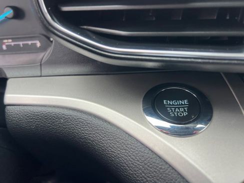 Certified 2022 Ford Explorer XLT w/ Equipment Group 202A image 19