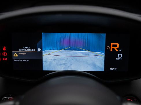 Used 2020 McLaren 600LT Spider image 59