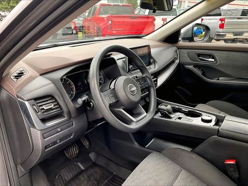 Used 2023 Nissan Rogue SV AWD/4WD image 8