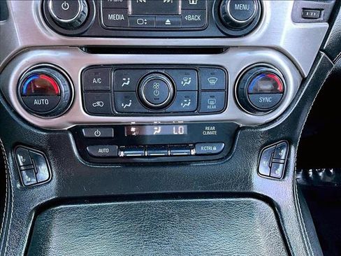 Used 2018 GMC Yukon Denali w/ Denali Ultimate Package image 24