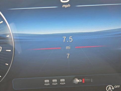 New 2026 Mercedes-Benz GLC 300 4MATIC image 10