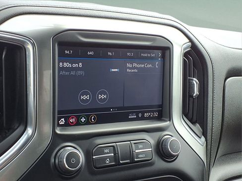 Used 2023 Chevrolet Silverado 2500 LT image 13