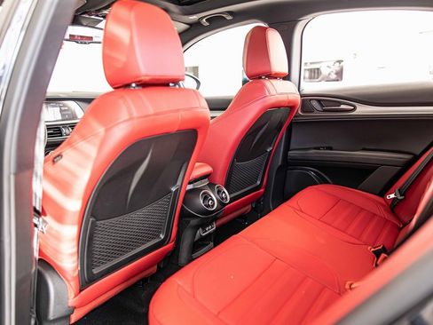 New 2025 Alfa Romeo Stelvio Sprint image 34