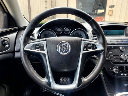 Used 2011 Buick Regal CXL FWD image 42
