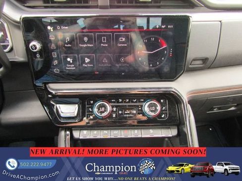 Used 2024 GMC Sierra 2500 AT4 w/ AT4 Premium Plus Package AWD/4WD image 23