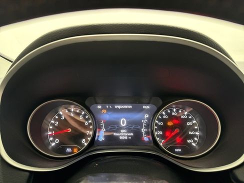 Used 2018 Jeep Compass Limited w/ Navigation Group image 25