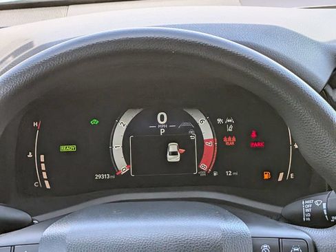 Used 2025 Toyota Camry LE AWD/4WD image 17