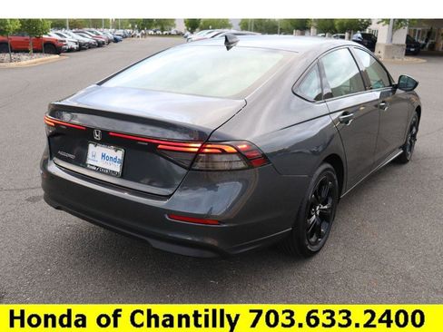 Certified 2025 Honda Accord SE image 7