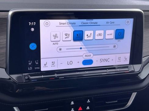 New 2025 Volkswagen Atlas SEL Premium R-Line image 19