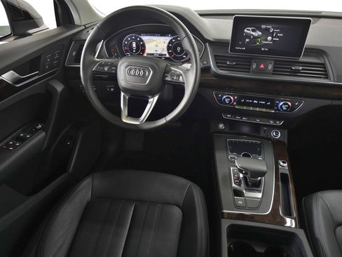 Used 2018 Audi Q5 2.0T Premium Plus w/ Premium Plus Package AWD/4WD image 17