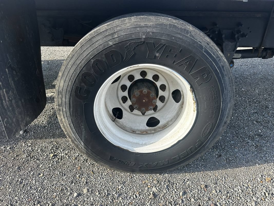 Used 2023 Ford F650 2WD Regular Cab Super Duty image 15