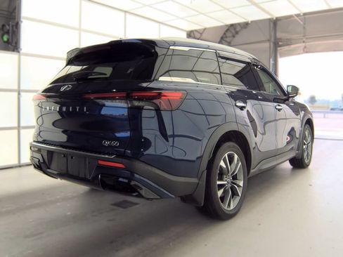 Certified 2023 INFINITI QX60 Luxe w/ Vision Package AWD/4WD image 2