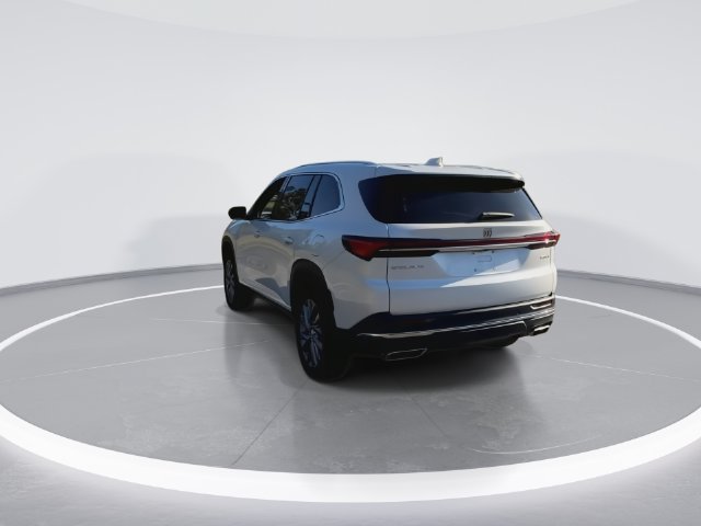 Used 2025 Buick Enclave Preferred FWD image 9