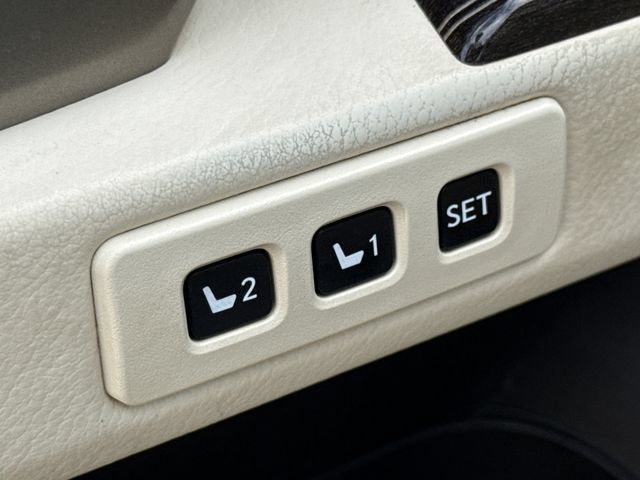 Used 2020 Lexus GX 460 Premium w/ Premium Package AWD/4WD image 21