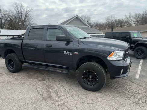 Used 2017 RAM 1500 Express w/ Express Value Package image 2