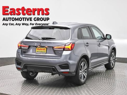 Used 2024 Mitsubishi Outlander Sport SE AWD/4WD image 5