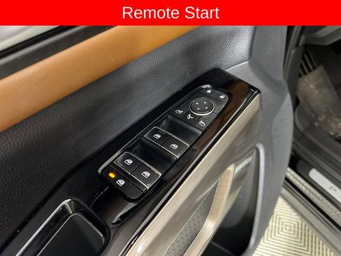 Used 2024 Nissan Pathfinder Platinum w/ Cargo Package image 13