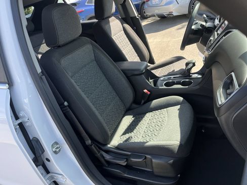 Used 2022 Chevrolet Equinox LT FWD image 25