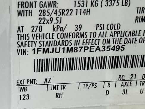 Used 2023 Ford Expedition Platinum AWD/4WD image 34