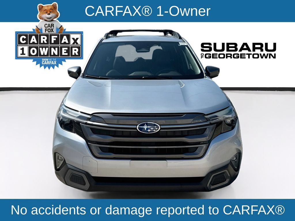 Used 2025 Subaru Forester Limited AWD/4WD image 2