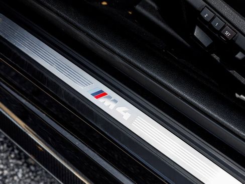 Used 2015 BMW M4 Coupe image 27