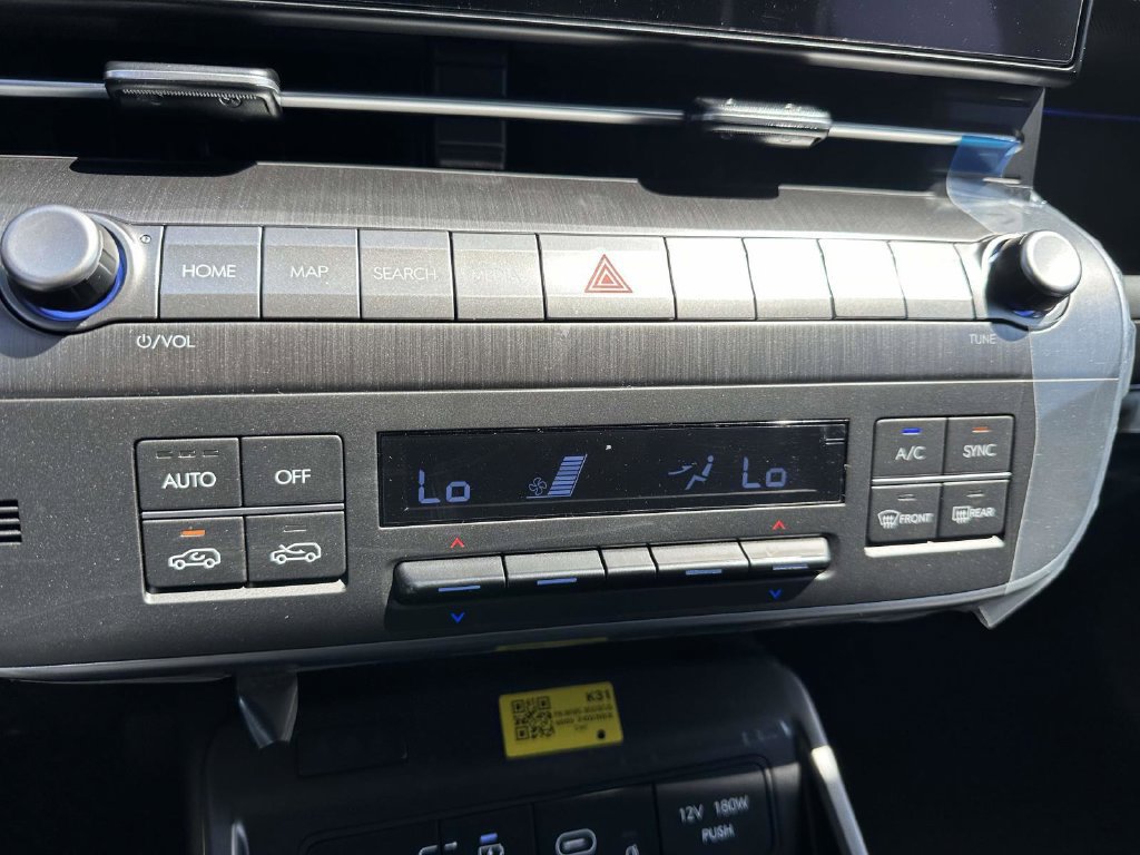New 2026 Hyundai Kona SEL Premium AWD/4WD image 23