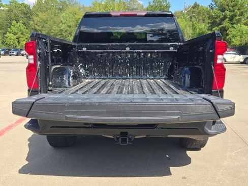 Used 2024 Chevrolet Silverado 1500 Custom w/ Turbomax Blackout Package RWD image 6