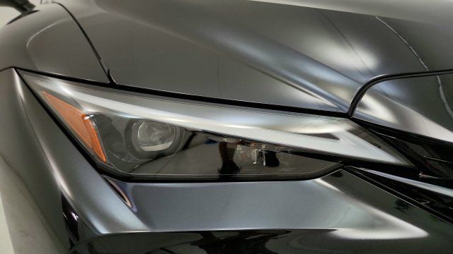 Used 2026 Lexus IS 350 F Sport w/ Accessory Package Z1 RWD image 22