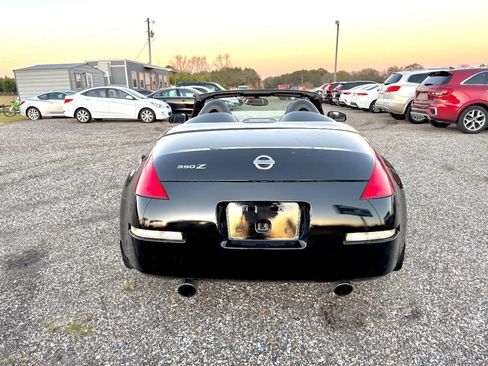 Used 2005 Nissan 350Z Grand Touring image 11