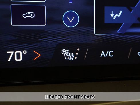 Used 2026 Chevrolet Traverse LT w/ Driver Confidence Package image 5