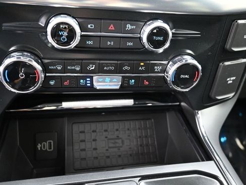 New 2025 Ford F150 Lariat w/ Equipment Group 502A High image 21