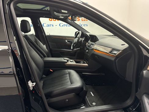 Used 2011 Mercedes-Benz E 350 4MATIC Sedan image 21