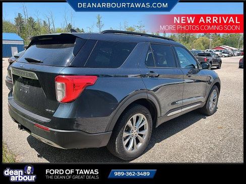 Certified 2023 Ford Explorer XLT w/ Equipment Group 202A AWD/4WD image 4
